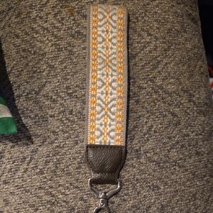 Thirty One Wide Strap For Keys